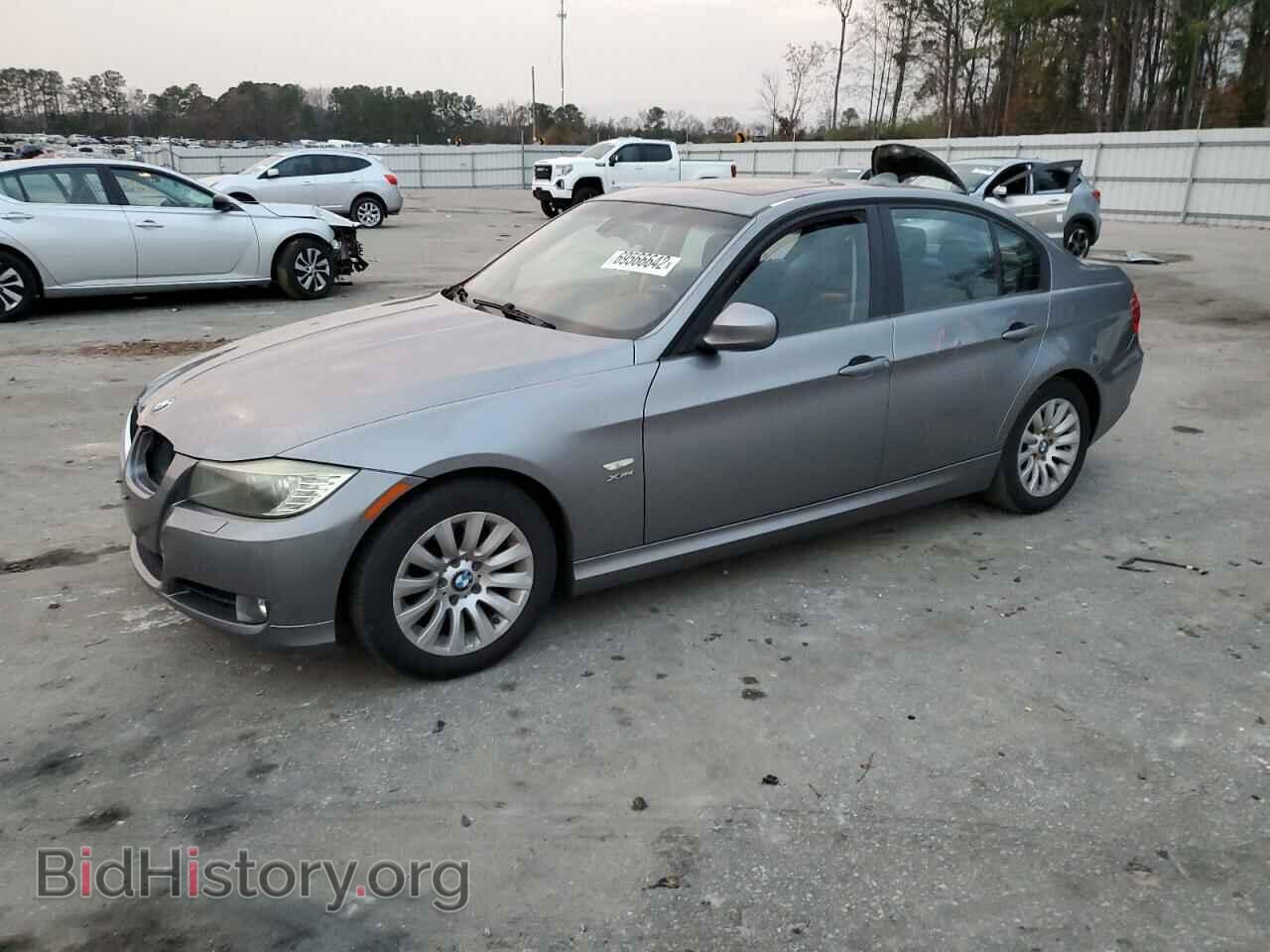 Photo WBAPK53539A511428 - BMW 3 SERIES 2009