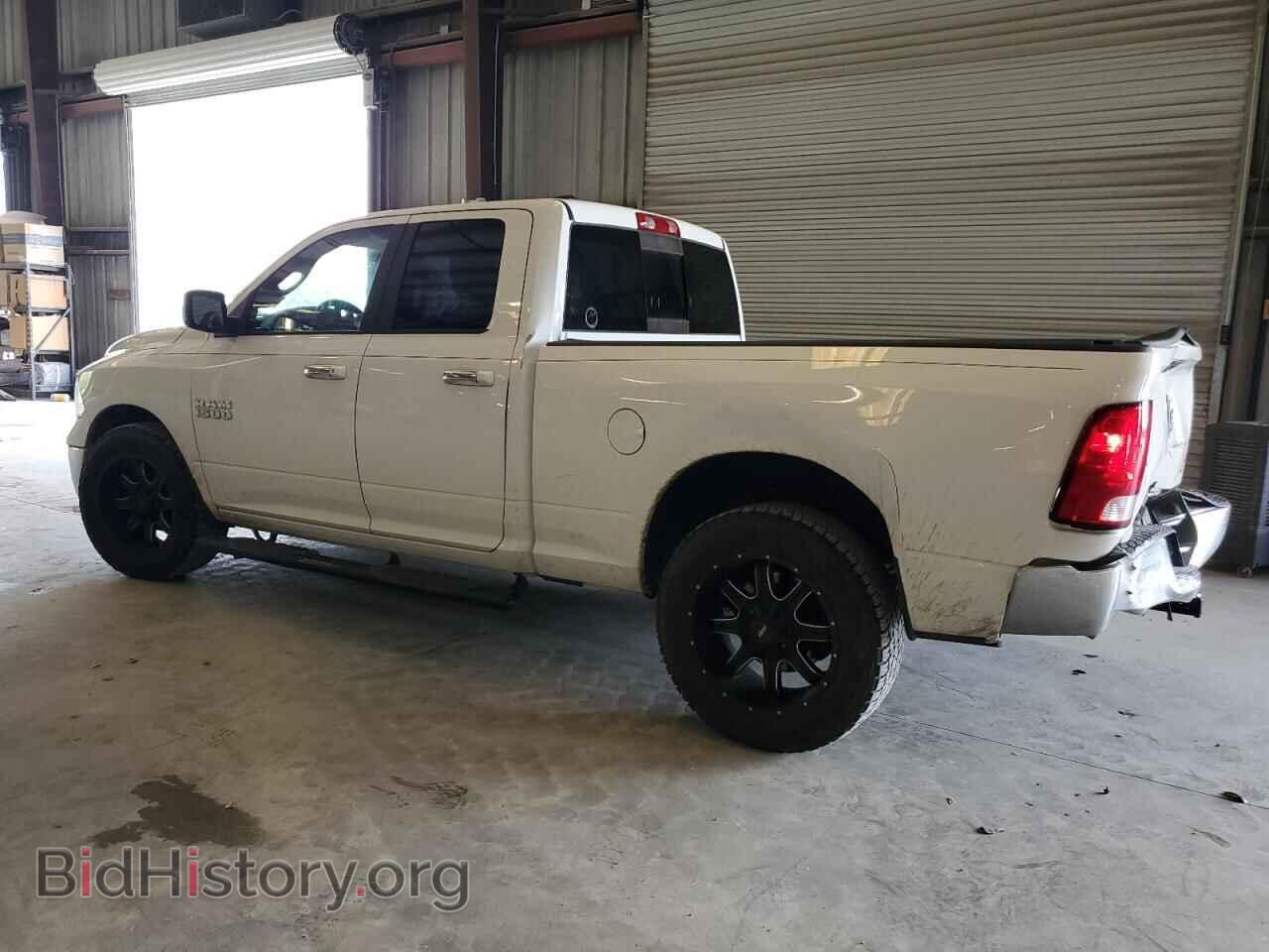 2018 RAM 1500 - VIN: 1C6RR6GGXJS303772 - Фото 2