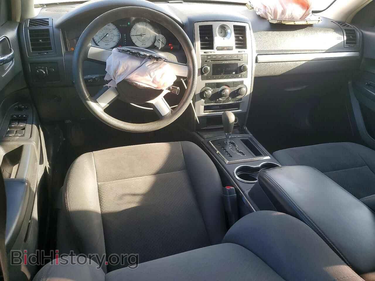 2009 CHRYSLER 300 - VIN: 2C3KA43D79H516848 - Photo 8