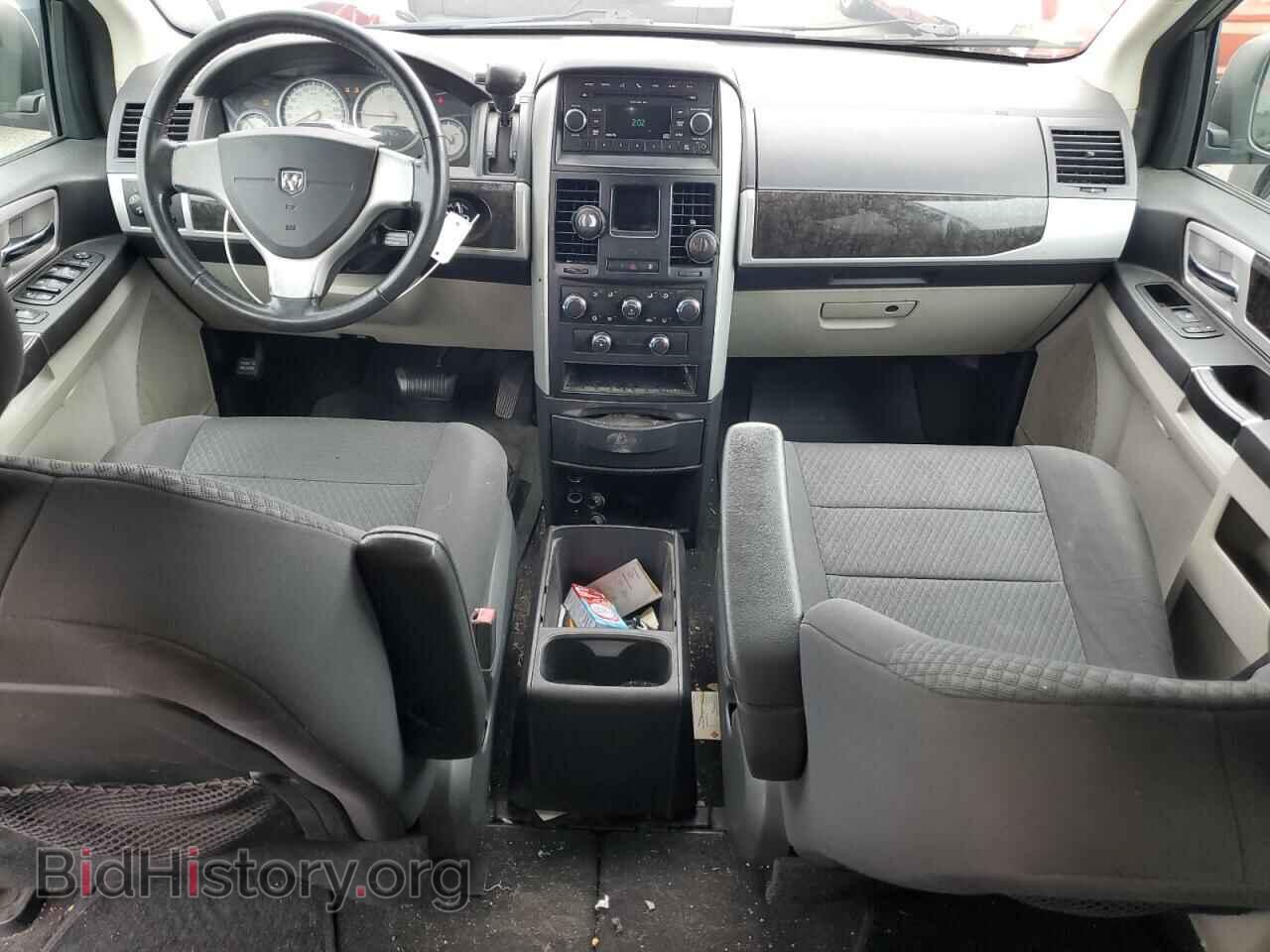 2010 DODGE CARAVAN - VIN: 2D4RN5D19AR498783 - Фото 8