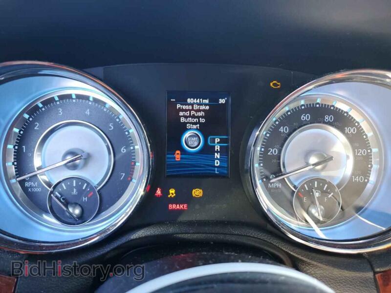 2012 Chrysler 300 (VIN 2C3CCAAG9CH312179) — photo 9 of 13