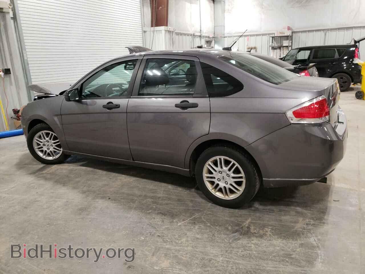 2011 FORD FOCUS - VIN: 1FAHP3FN2BW176069 - Фото 2
