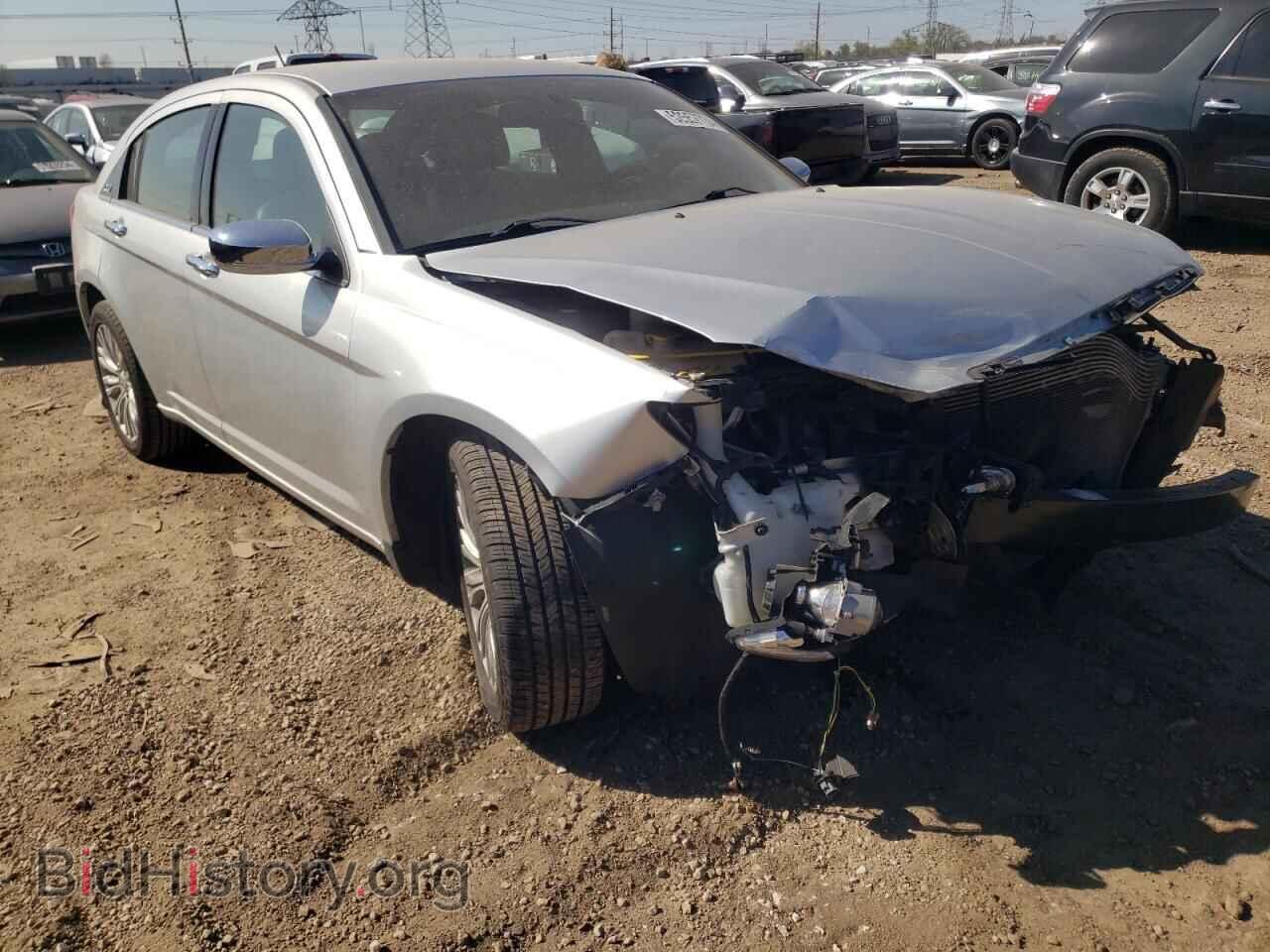 2012 CHRYSLER 200 - VIN: 1C3CCBCB1CN102013 - Photo 4