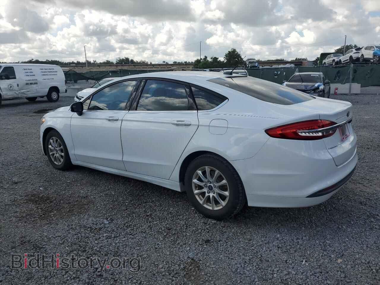 2017 FORD FUSION - VIN: 3FA6P0G77HR198814 - Фото 2