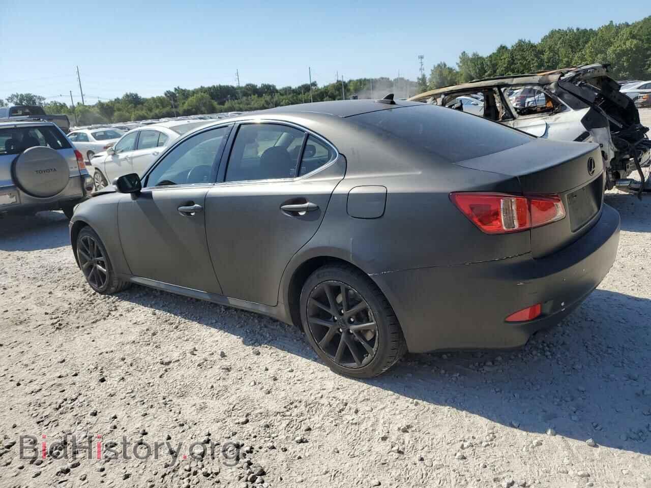 2011 LEXUS IS - VIN: JTHCF5C2XB5047708 - Photo 2