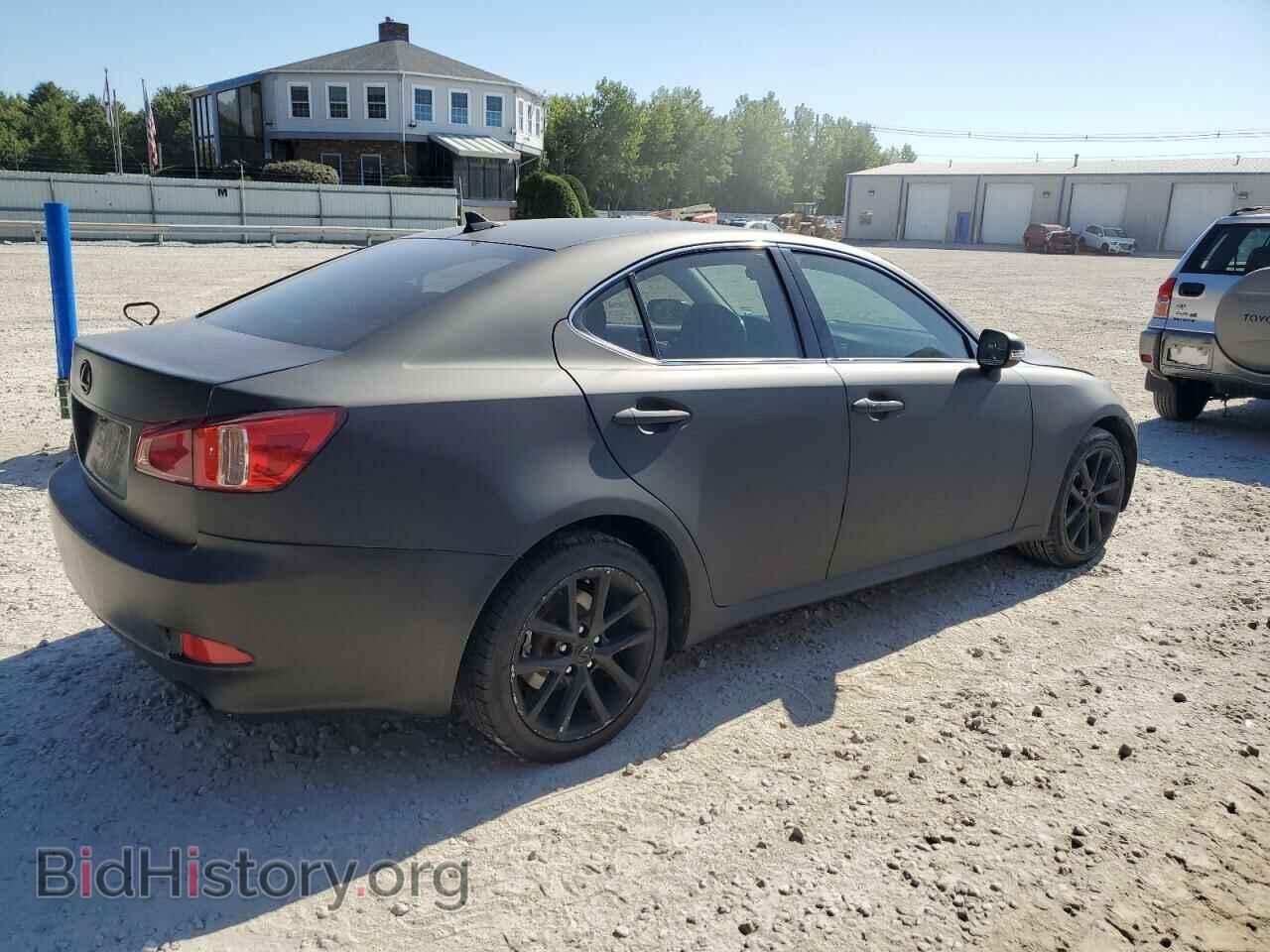 2011 LEXUS IS - VIN: JTHCF5C2XB5047708 - Photo 3