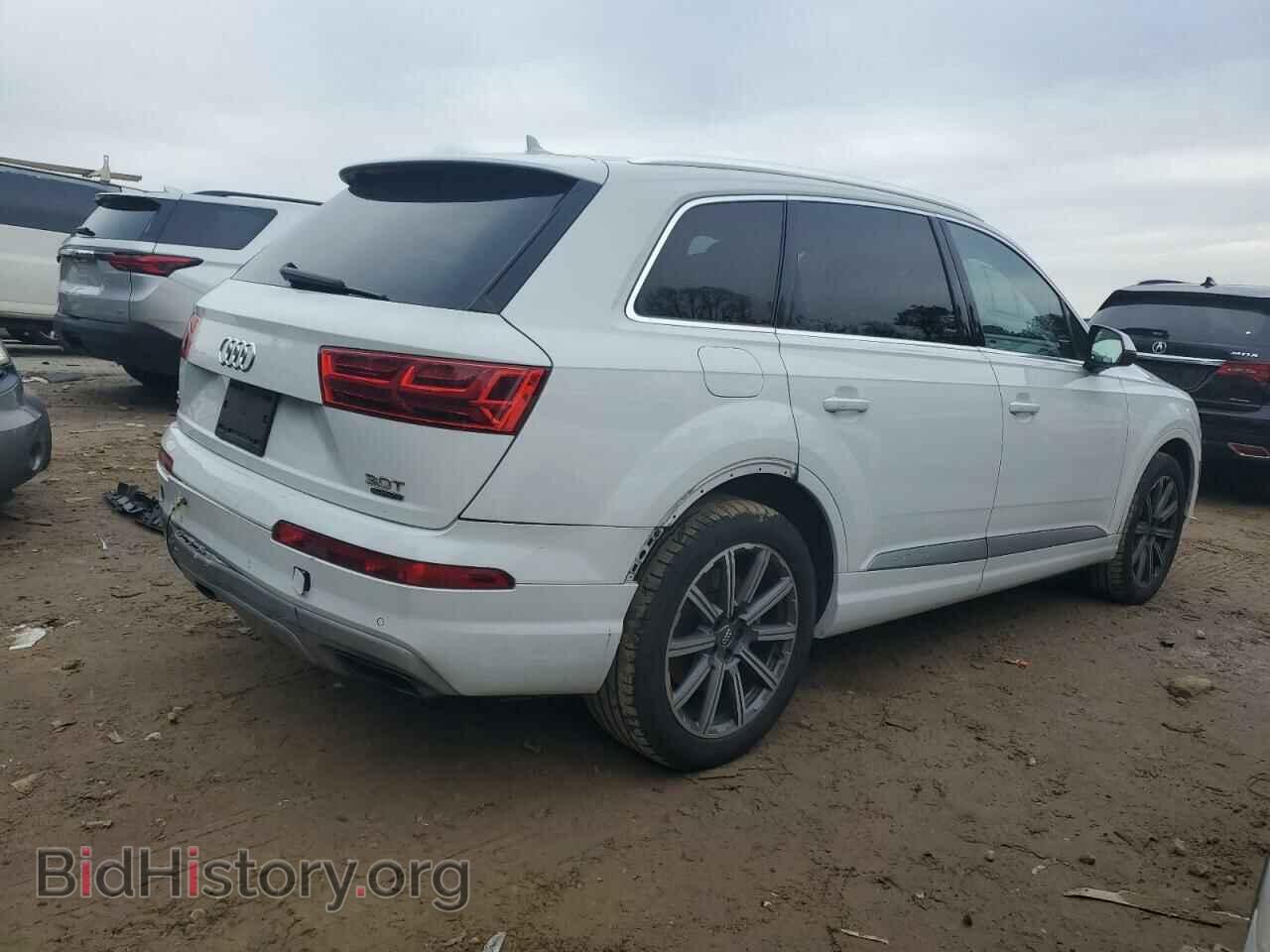 2017 AUDI Q7 - VIN: WA1VAAF7XHD049962 - Фото 3