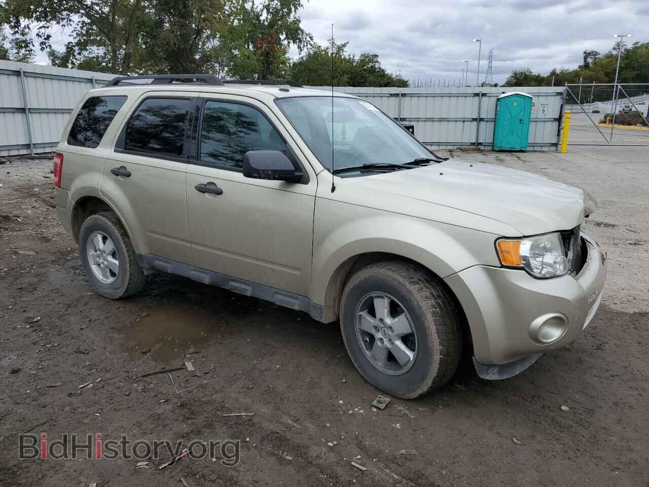 2011 FORD ESCAPE - VIN: 1FMCU9DG9BKB44890 - Фото 4