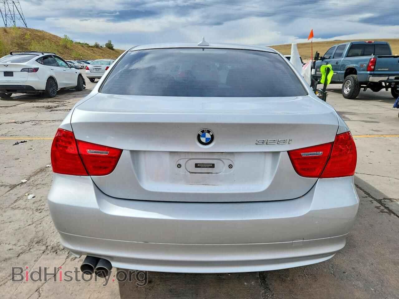 2011 BMW 3 SERIES - VIN: WBAPK7C56BF196693 - Фото 6