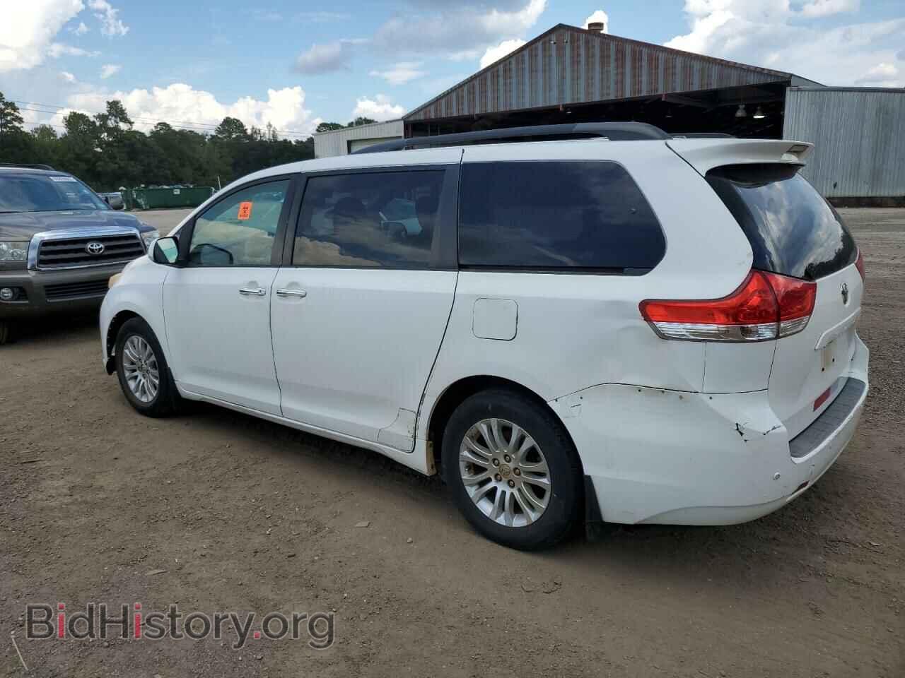 2011 TOYOTA All Models - VIN: 5TDYK3DC5BS027732 - Фото 2