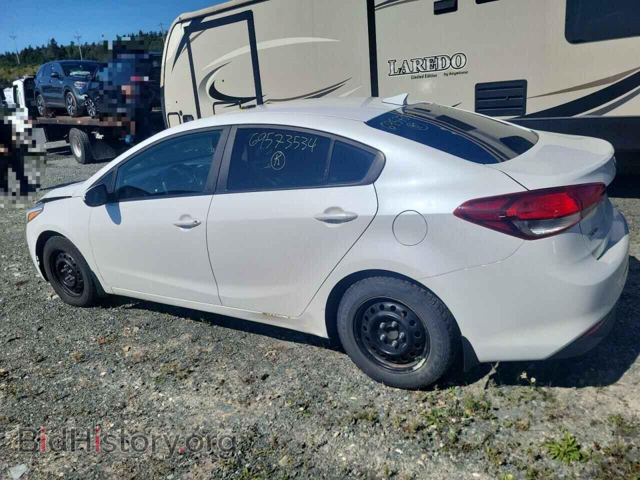 2017 KIA FORTE - VIN: 3KPFL4A78HE096032 - Фото 2