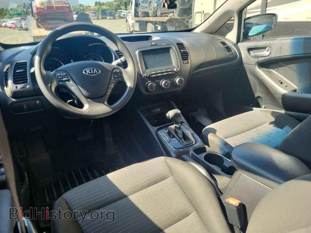 2017 KIA FORTE - VIN: 3KPFL4A78HE096032 - Фото 8
