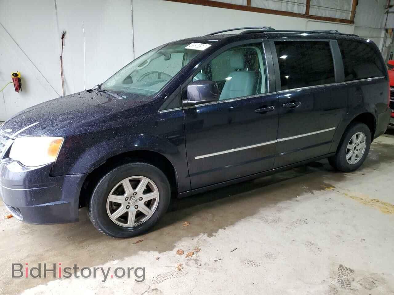 Photo 2A4RR5D14AR300185 - CHRYSLER MINIVAN 2010