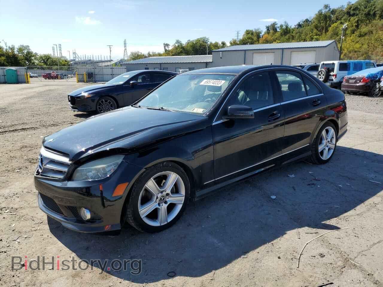 Photo WDDGF8BB4AR129064 - MERCEDES-BENZ C-CLASS 2010