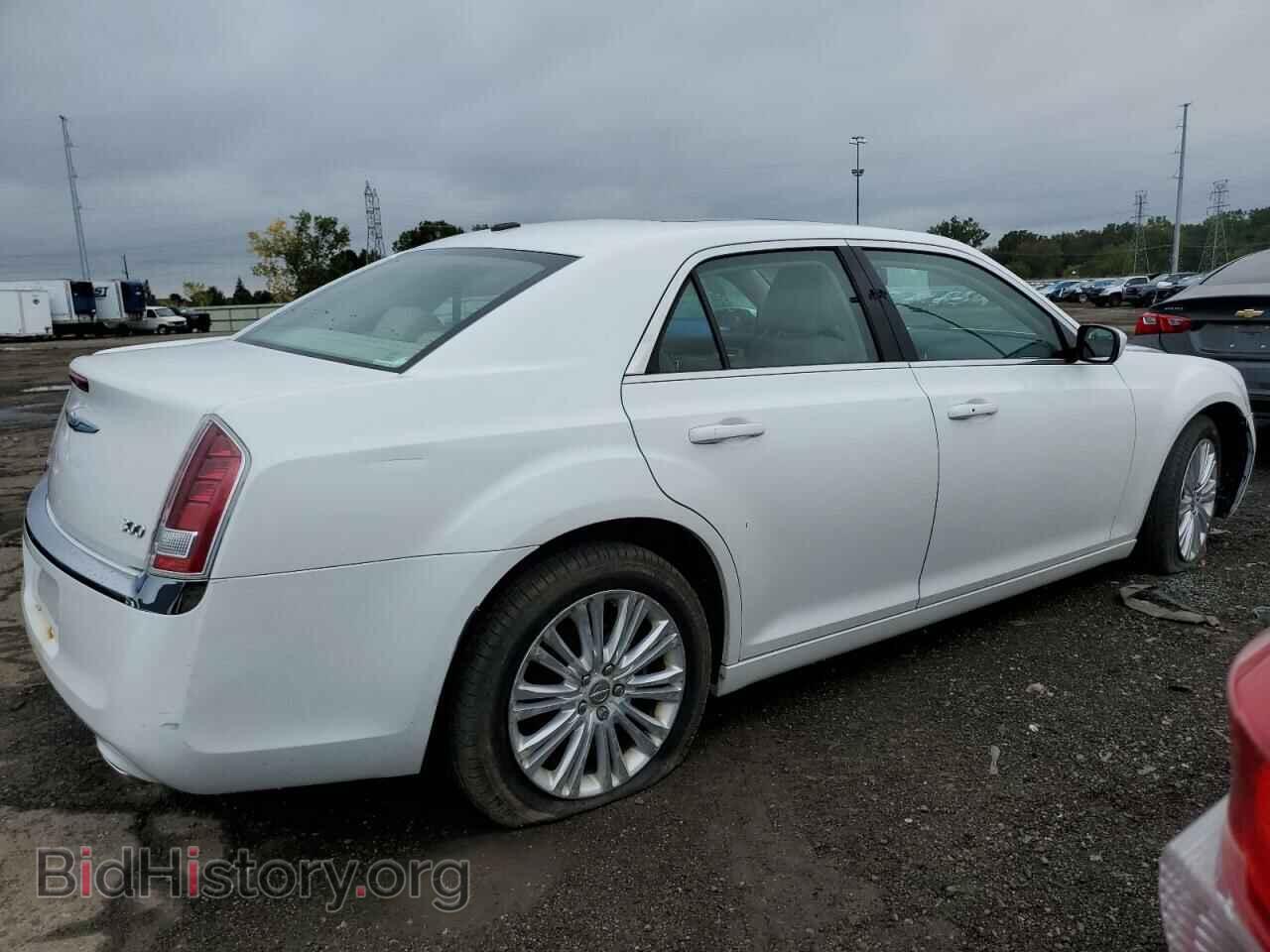 2013 CHRYSLER 300 - VIN: 2C3CCARG8DH529342 - Фото 3