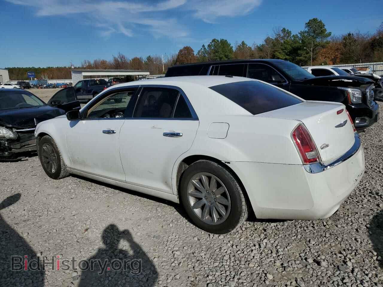 2012 CHRYSLER 300 - VIN: 2C3CCACG9CH199475 - Фото 2