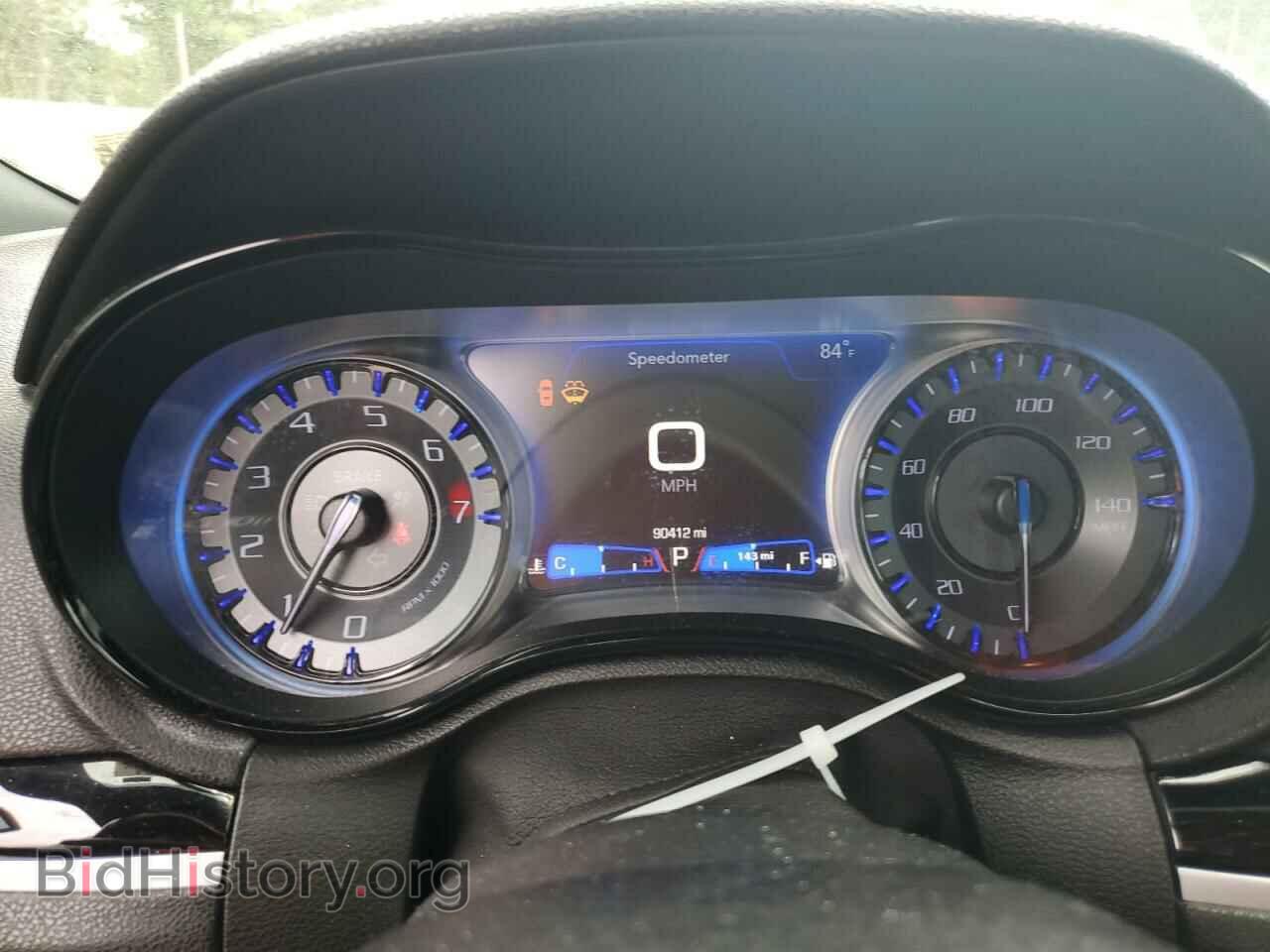 2019 CHRYSLER 300 - VIN: 2C3CCABG7KH618083 - Фото 9