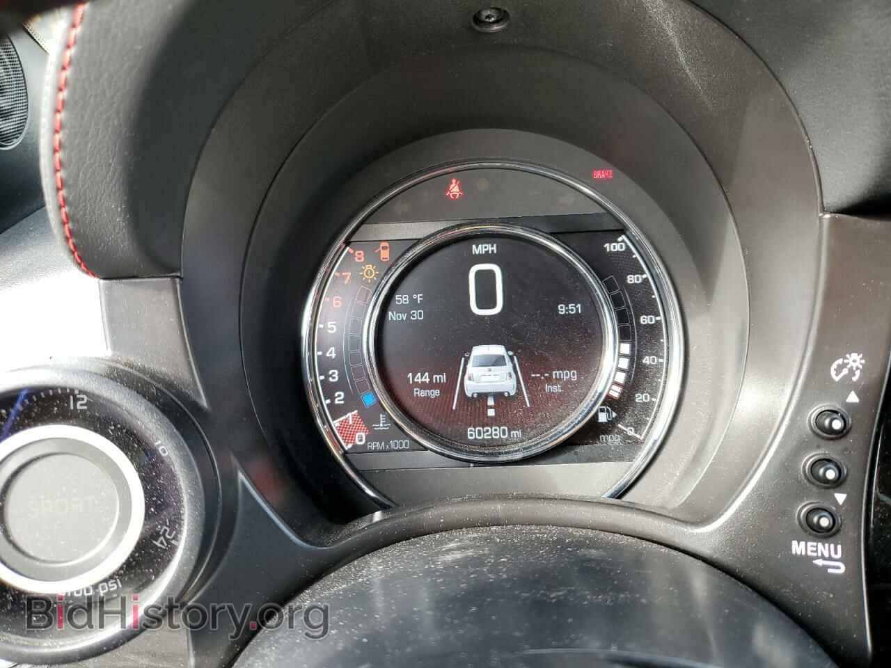 2017 FIAT 500 - VIN: 3C3CFFFH0HT691190 - Фото 9