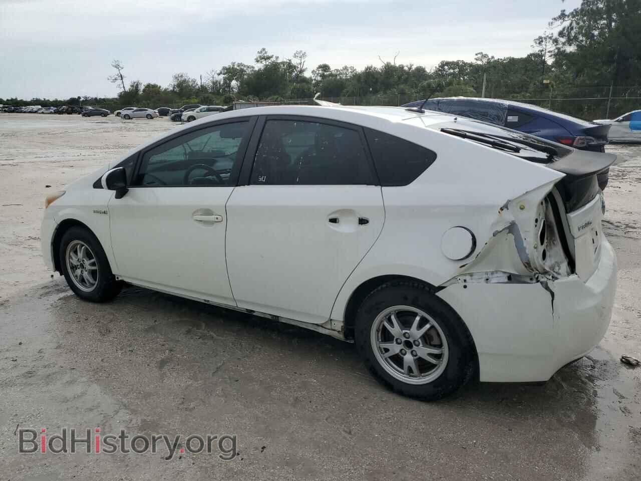 2011 TOYOTA PRIUS - VIN: JTDKN3DU8B0263350 - Фото 2