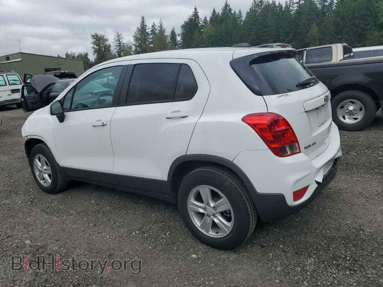 2017 CHEVROLET TRAX - VIN: 3GNCJNSB2HL279429 - Фото 2