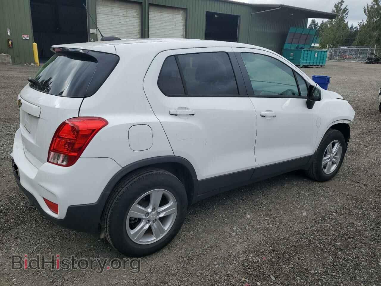 2017 CHEVROLET TRAX - VIN: 3GNCJNSB2HL279429 - Фото 3