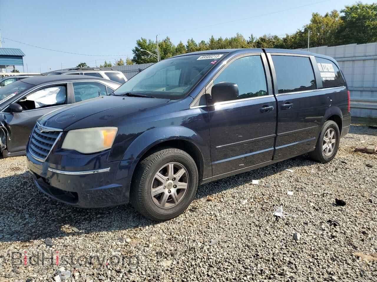 Photo 2A4RR2D16AR456372 - CHRYSLER MINIVAN 2010