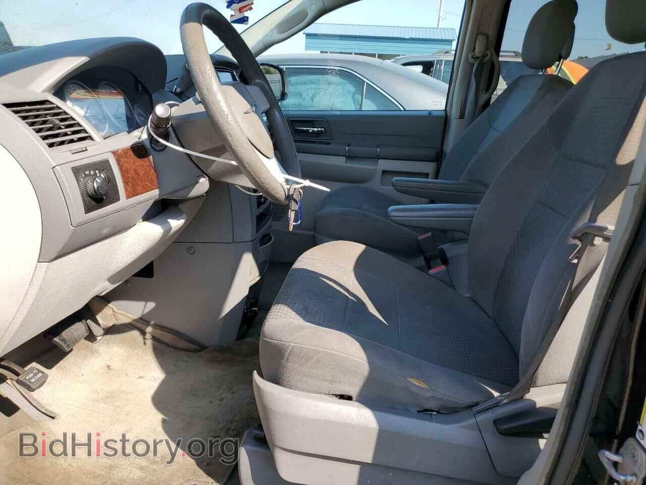 2010 CHRYSLER MINIVAN - VIN: 2A4RR2D16AR456372 - Photo 7