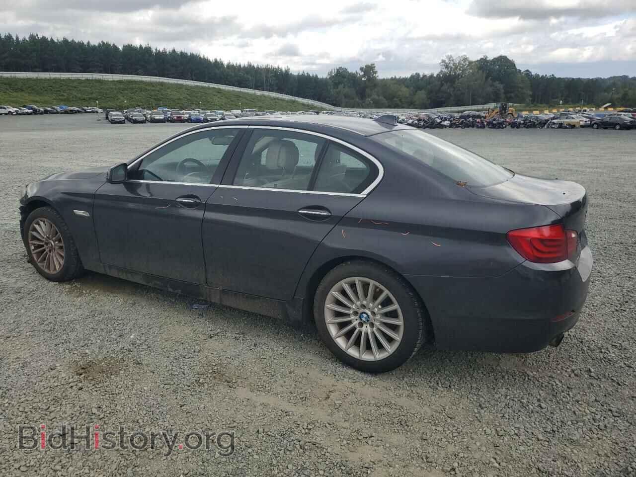 2011 BMW 5 SERIES - VIN: WBAFR7C52BC607158 - Фото 2