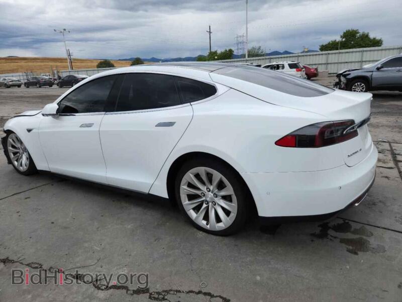 2016 Tesla MODEL S (VIN 5YJSA1E27GF127572) — фото 2 из 15
