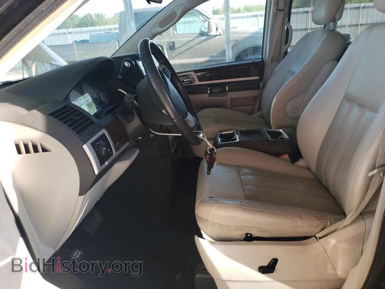 2010 CHRYSLER MINIVAN - VIN: 2A4RR8DX6AR352035 - Photo 7
