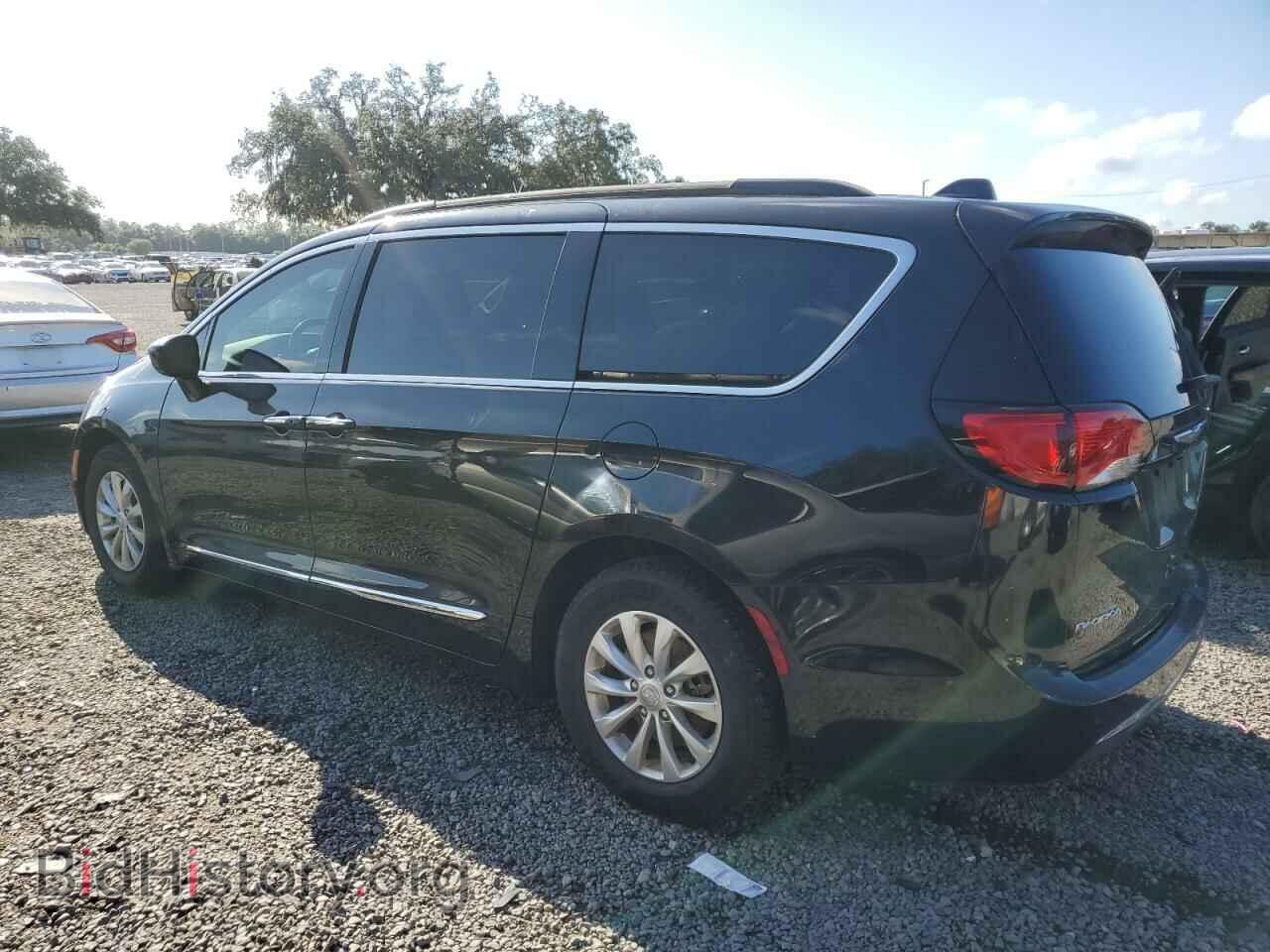 2017 CHRYSLER PACIFICA - VIN: 2C4RC1BG8HR688149 - Photo 2