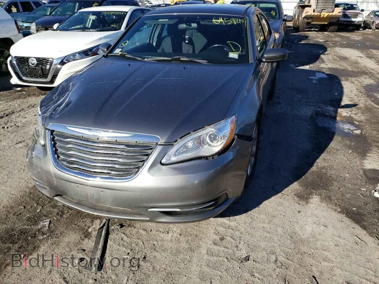 2013 CHRYSLER 200 - VIN: 1C3CCBBB1DN679403 - Фото 2
