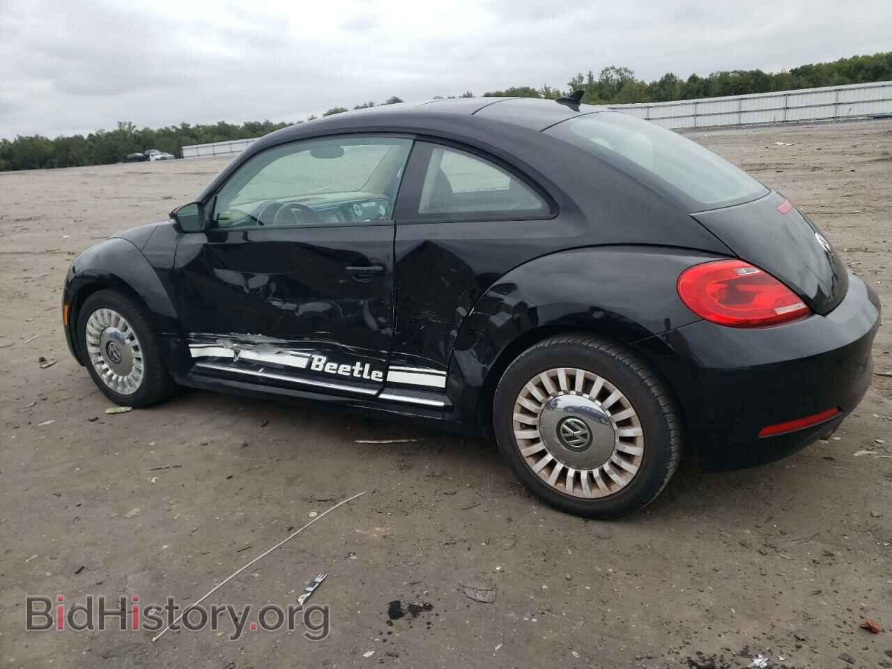 2014 VOLKSWAGEN BEETLE - VIN: 3VWJP7AT6EM619463 - Фото 2