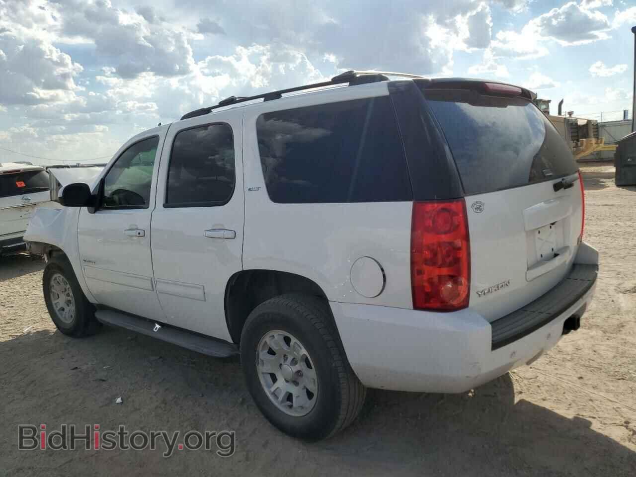 2014 GMC YUKON - VIN: 1GKS1CE00ER118976 - Фото 2