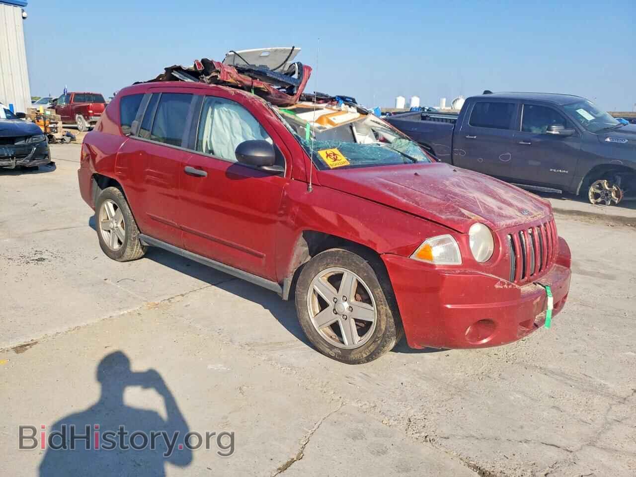 2009 JEEP COMPASS - VIN: 1J4FF47B99D137414 - Photo 4