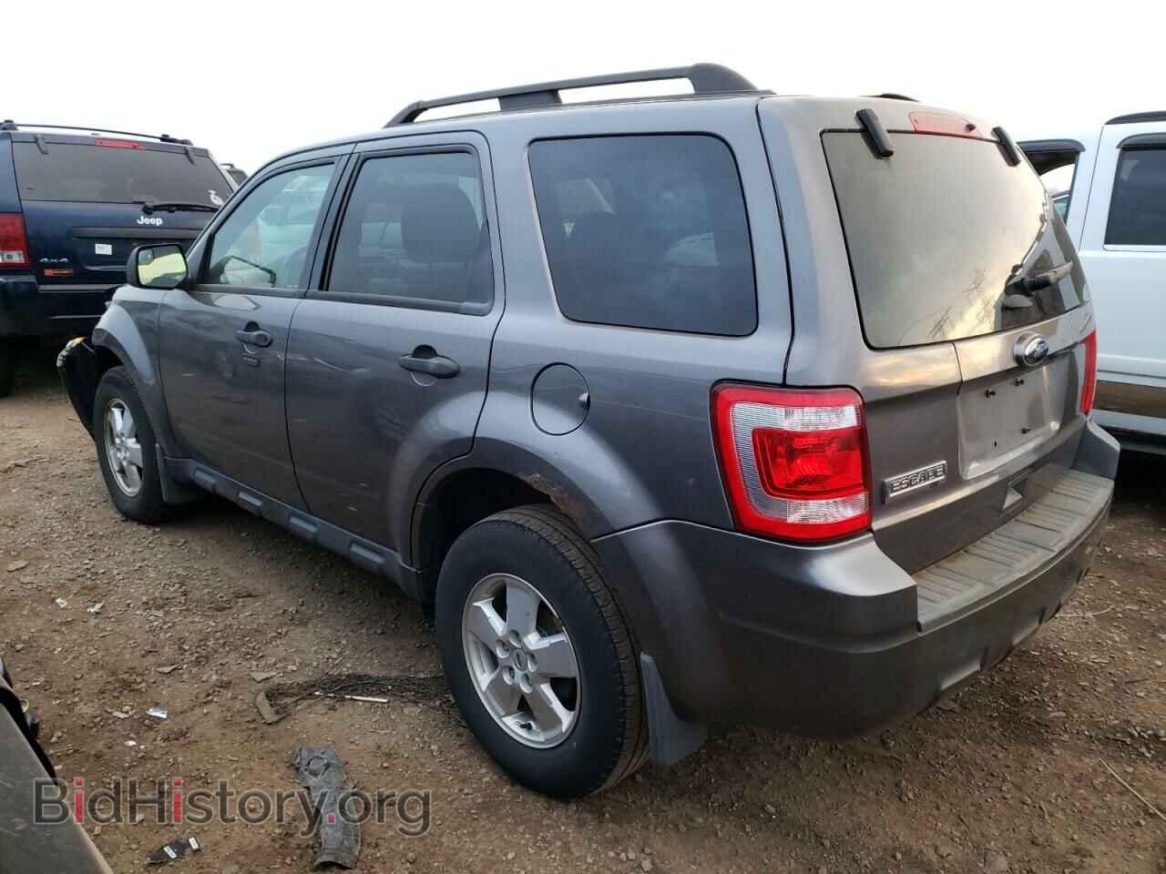 2011 FORD ESCAPE - VIN: 1FMCU0D74BKB89313 - Фото 2