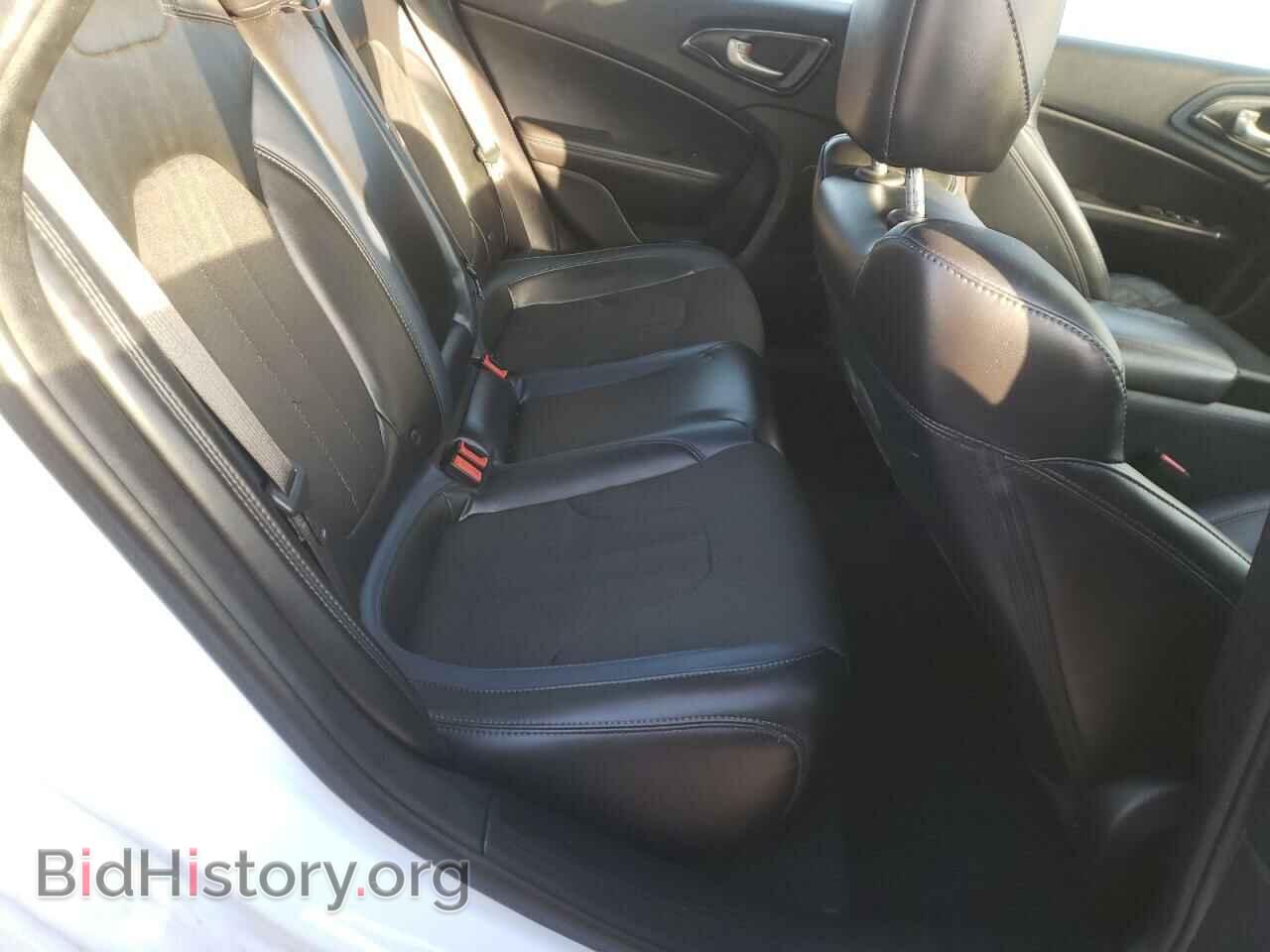 2015 CHRYSLER 200 - VIN: 1C3CCCBB2FN619493 - Photo 6