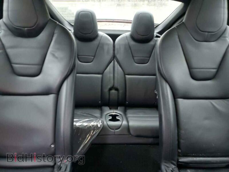 2017 Tesla MODEL X (VIN 5YJXCBE25HF029616) — photo 10 of 13