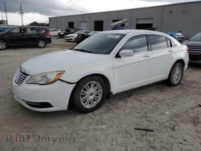 2013 Chrysler 200 LX, white — VIN 1C3CCBAB4DN671006, Copart