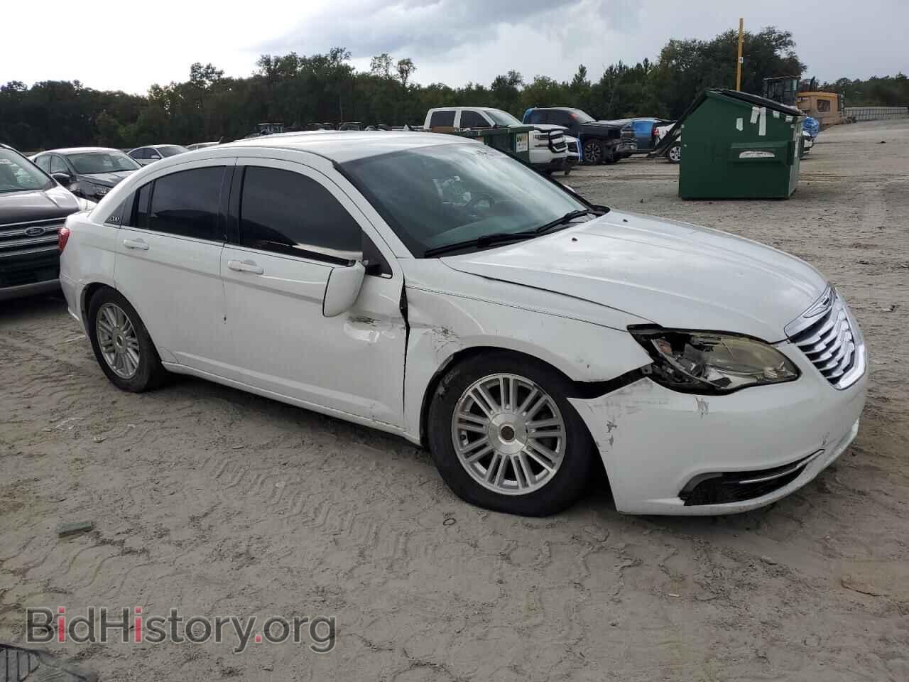 2013 CHRYSLER 200 - VIN: 1C3CCBAB4DN671006 - Фото 4