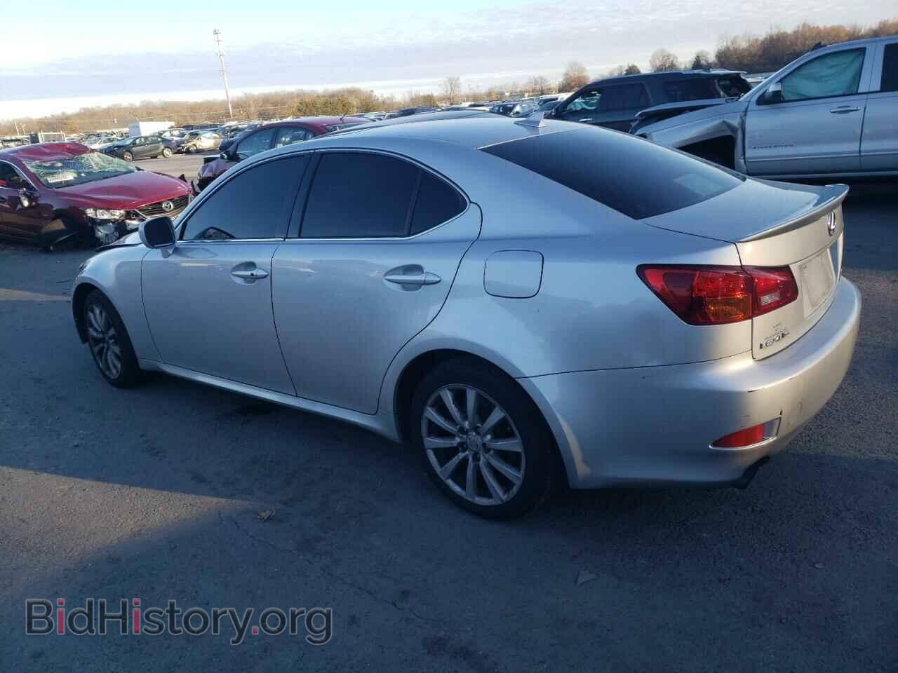 2007 LEXUS IS - VIN: JTHCK262972008929 - Фото 2