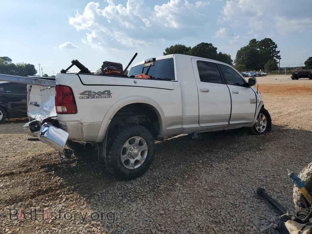 2018 RAM All Models - VIN: 3C6UR5ML5JG417479 - Photo 3