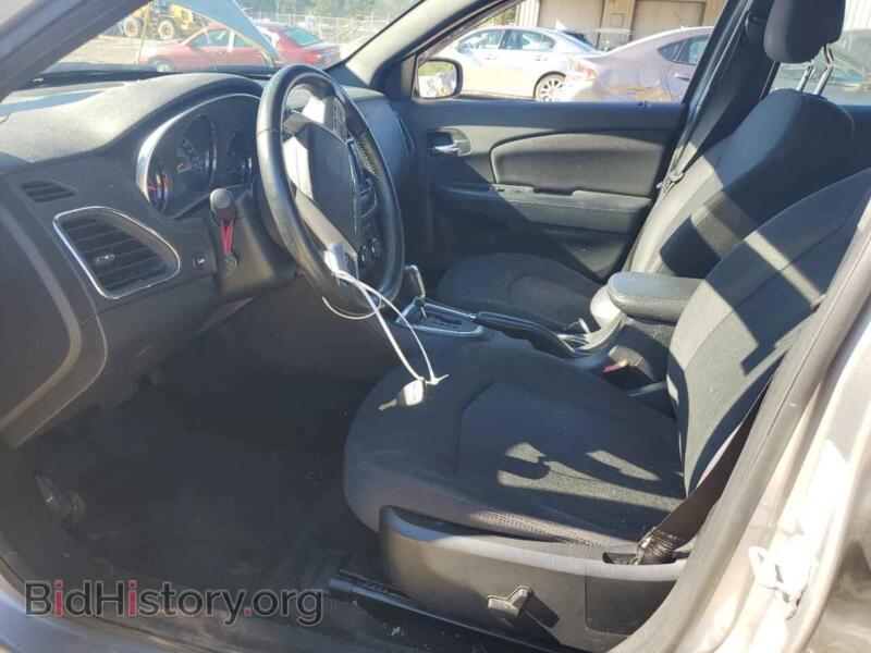 2013 Chrysler 200 (VIN 1C3CCBBB4DN513716) — photo 7 of 12