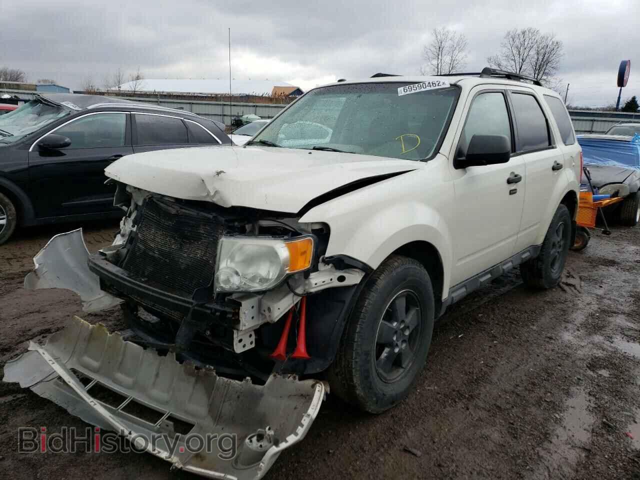 Фотография 1FMCU0DG7BKC61136 - FORD ESCAPE 2011