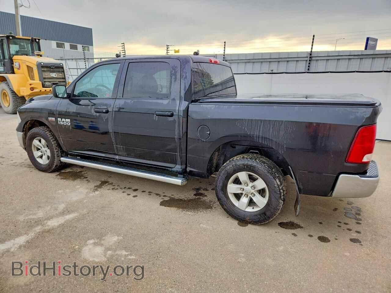 2017 RAM 1500 - VIN: 3C6RR7KT5HG792772 - Фото 2