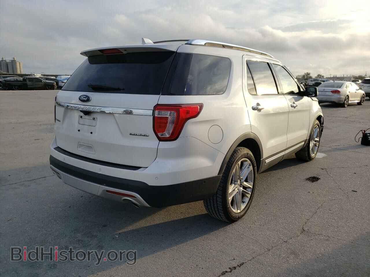 2016 FORD EXPLORER - VIN: 1FM5K7F82GGC81740 - Photo 4