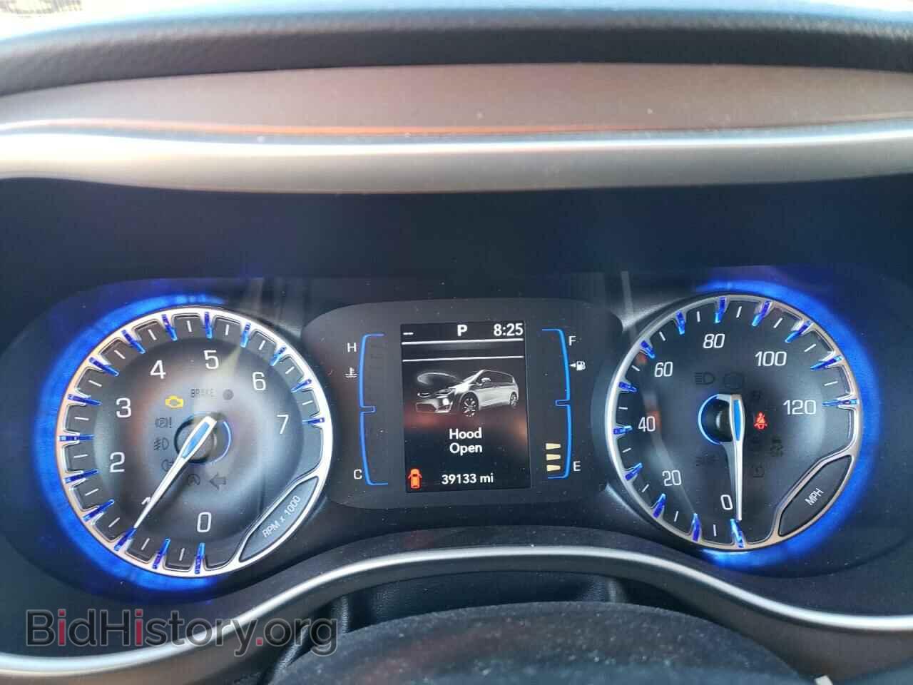 2018 CHRYSLER PACIFICA - VIN: 2C4RC1FG1JR280236 - Photo 9