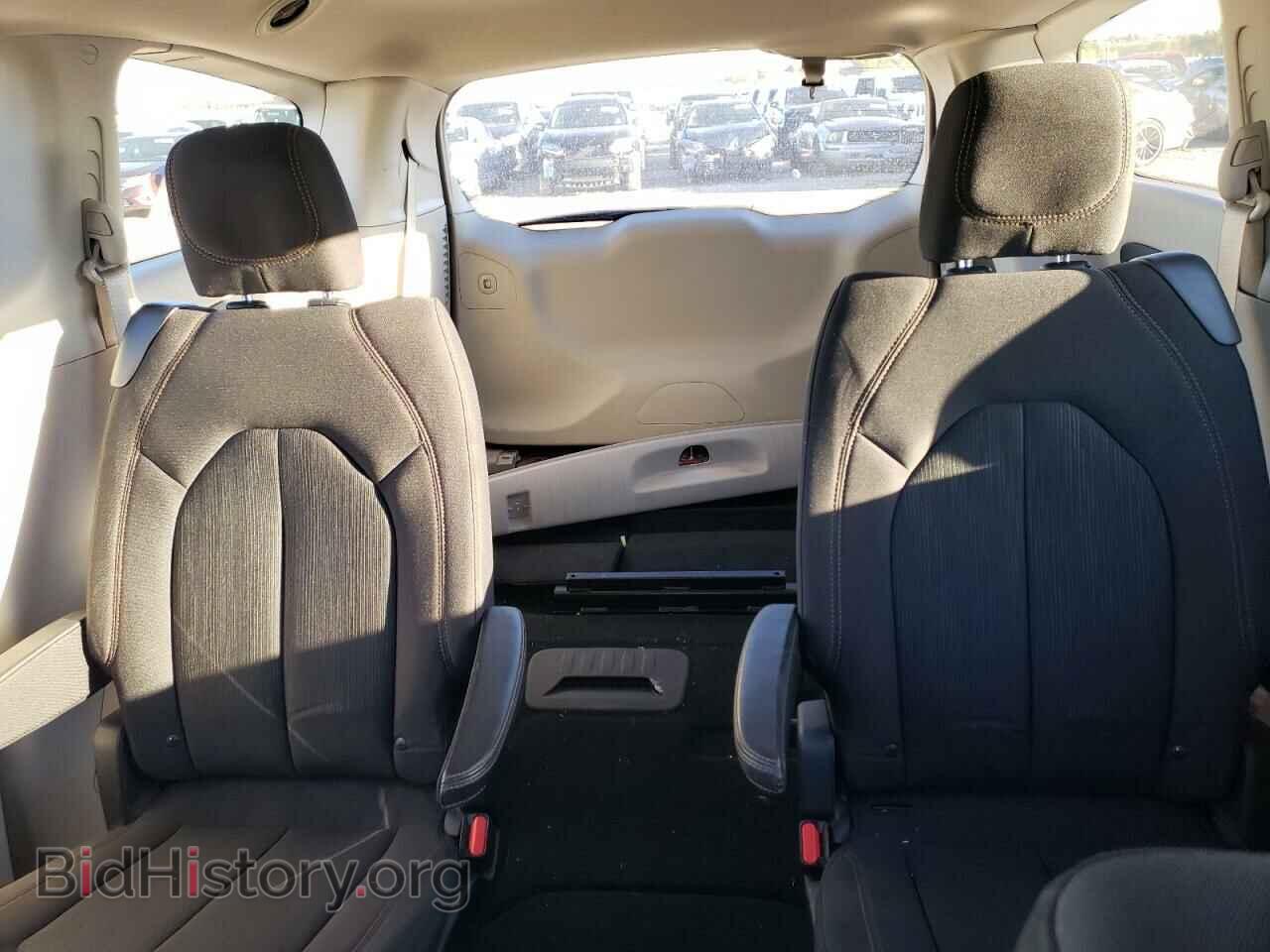 2018 CHRYSLER PACIFICA - VIN: 2C4RC1FG1JR280236 - Photo 10