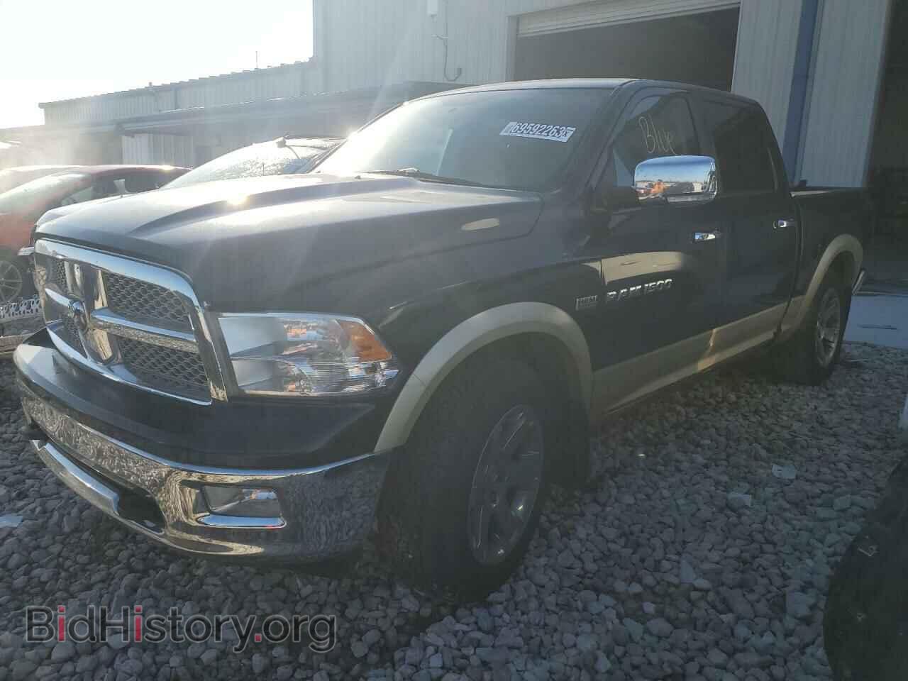 Photo 1D7RV1CT4BS566387 - DODGE All Models 2011