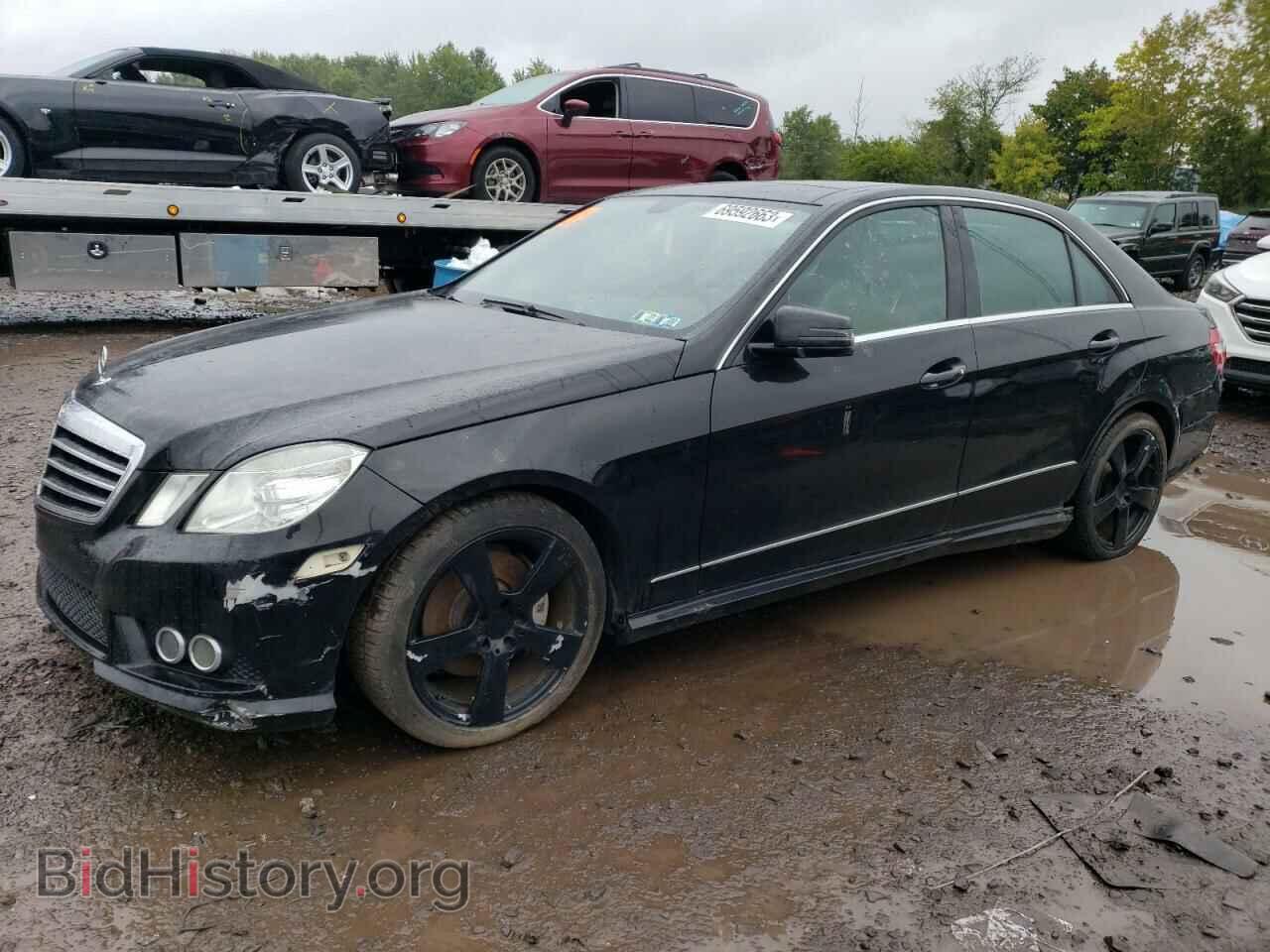 Photo WDDHF8HB0AA237207 - MERCEDES-BENZ E-CLASS 2010
